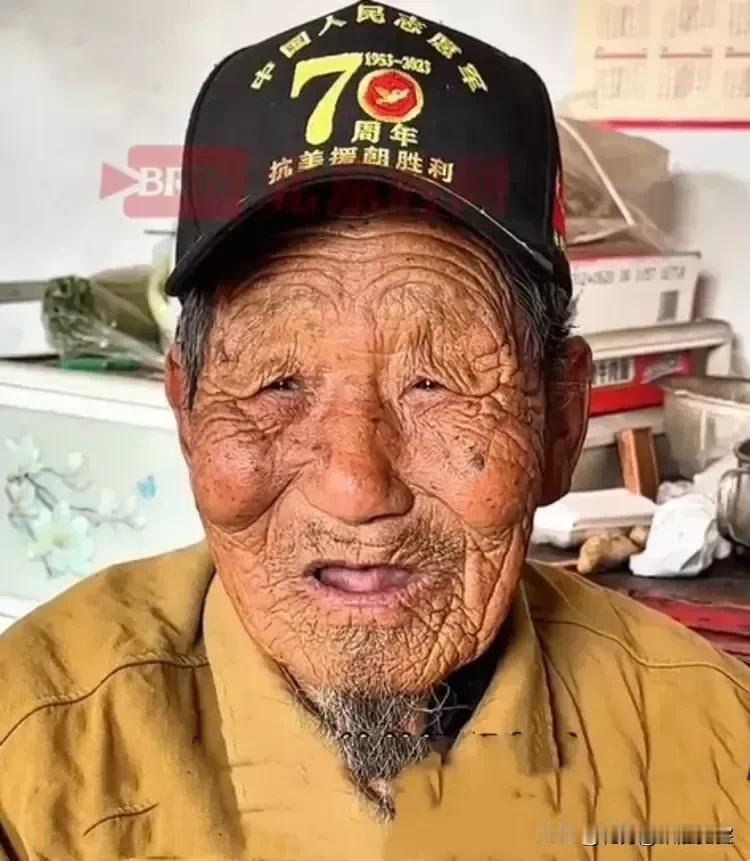 蹇兆增，男，山东沂源人，中共党员，抗美援朝老兵，曾任中国人民志愿军第26军76师