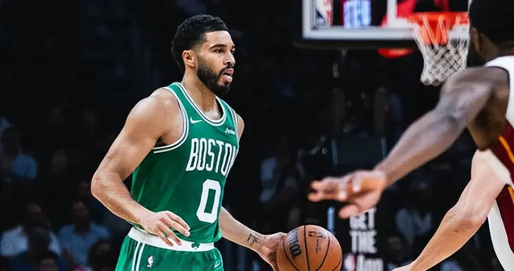 首节53分11记三分！绿军拒逆转擒热火，双星68分送对手主场沦陷！