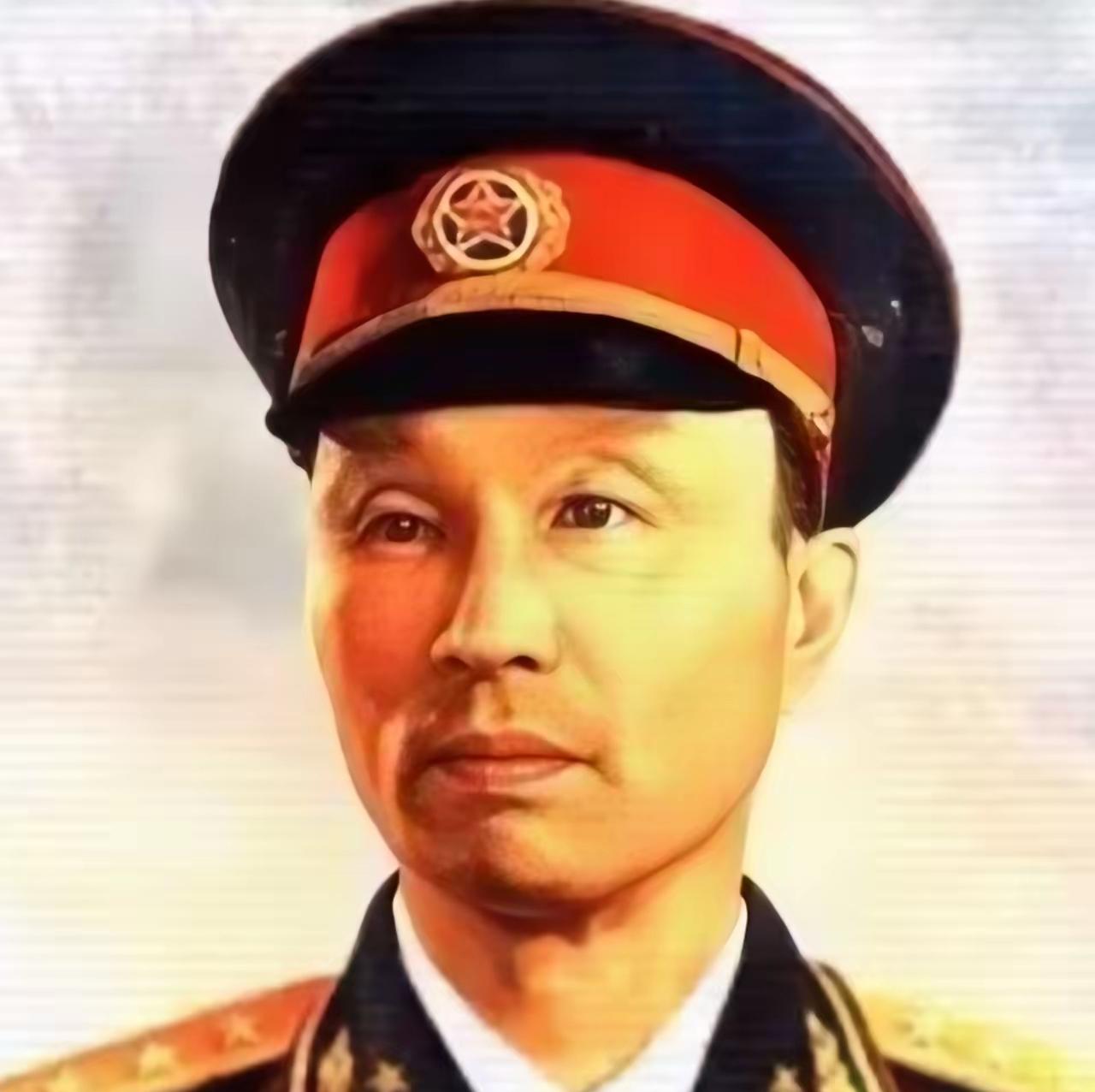 1972年5月7日上午，在某部担任警卫班长的赵保群突然接到命令:“组织上决定派你