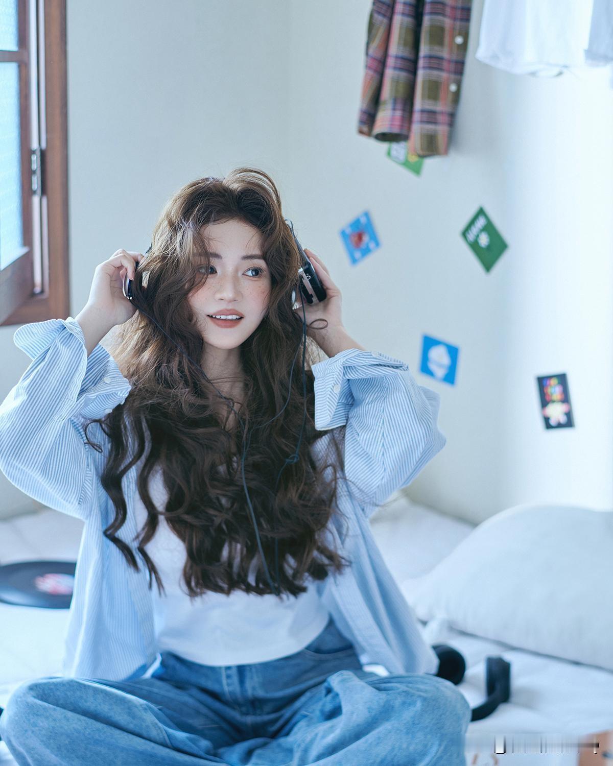 不喧哗，自有声；不刻意，却动人。在属于自己的角落里，与自我对话，与时光共舞。
写