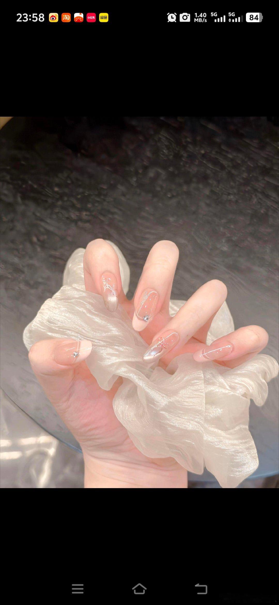10万杯免费奶茶过端午我在纠结做什么美甲，谁来帮我选择一下 