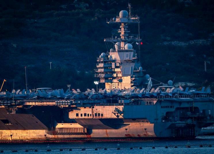 美国总统特朗普否认美军最高将领反对打击伊朗，并称美国可在任何战争中轻松击败德黑兰