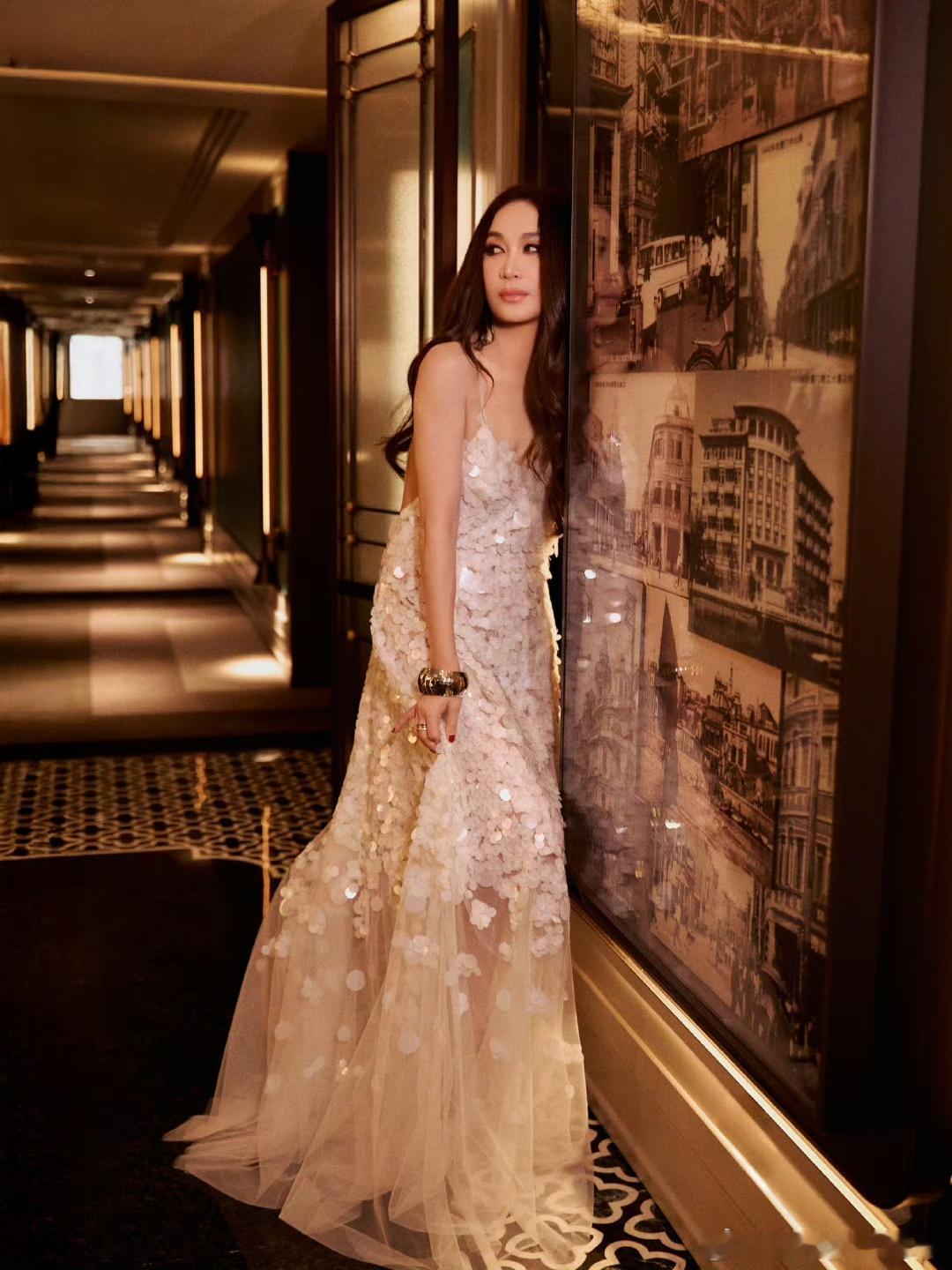 温碧霞最美妲己的杀伤力 求姐姐出一本冻龄秘籍吧，这个肌肤状态还有身材管理，我是自