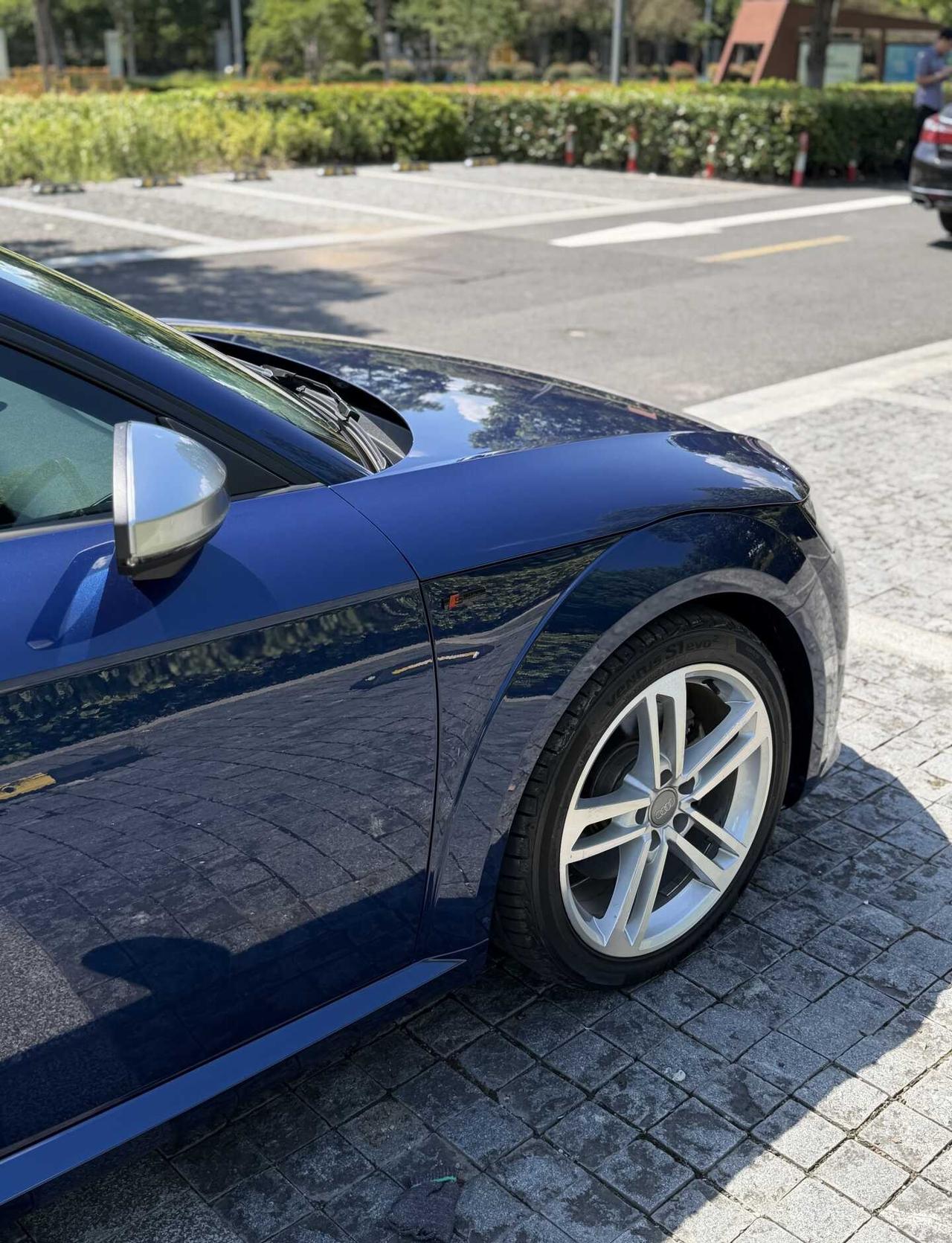 𝐀𝐮𝐝𝐢奥迪TT 45TFSI Quattro
16年上牌 实表5万多k