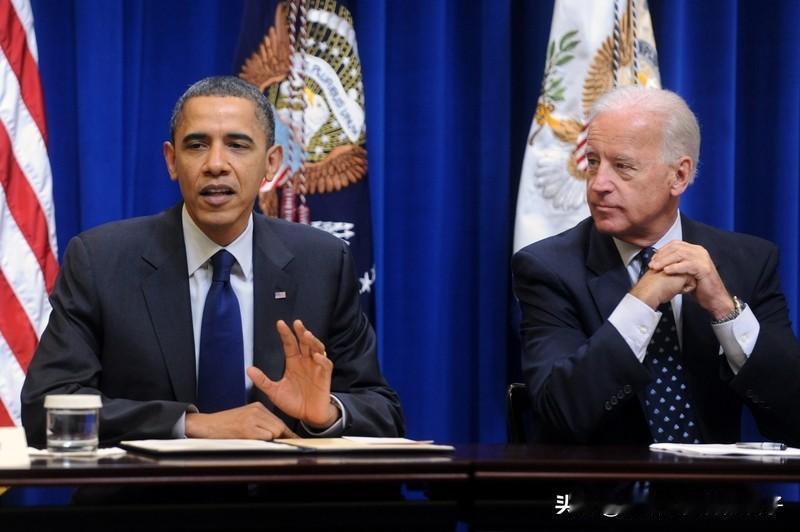 奥巴马抨击特朗普释放出多重信号。从政治层面看，这体现了民主党和共和党间尖锐的政治