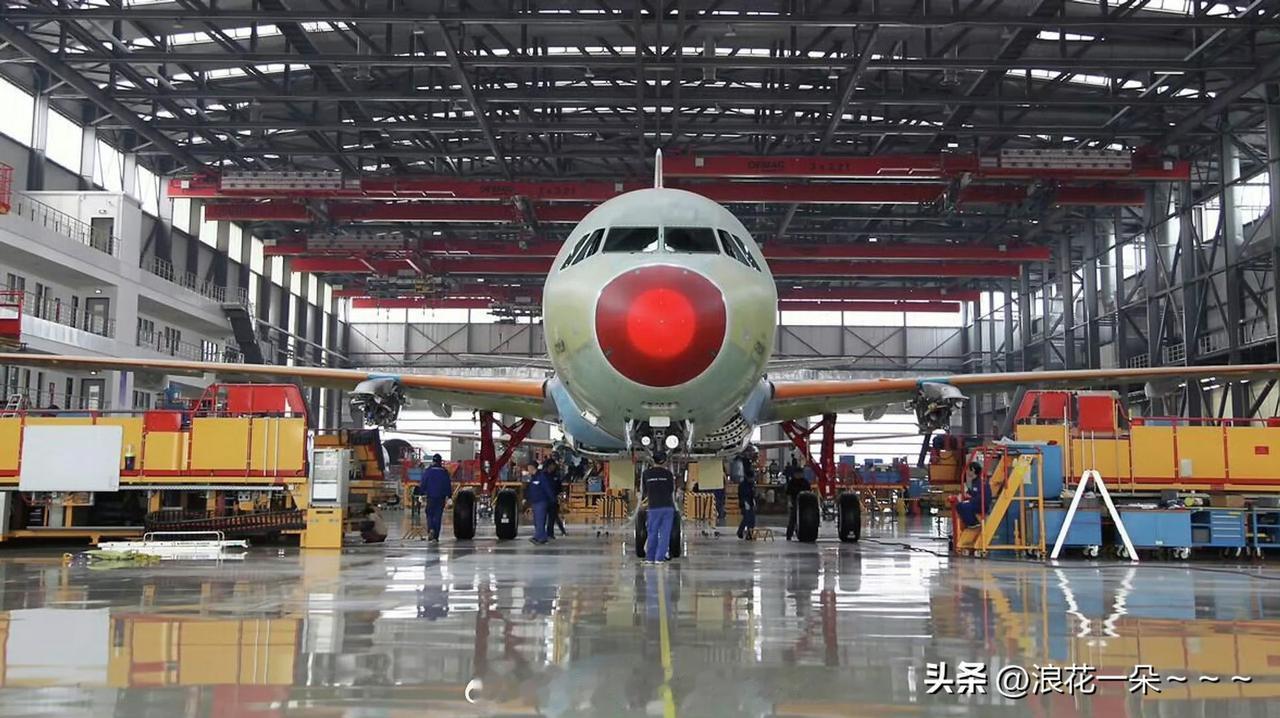 据俄罗斯卫星通讯社:
默茨说:他得到了一个消息，欧洲空中客车公司额外订购多达12