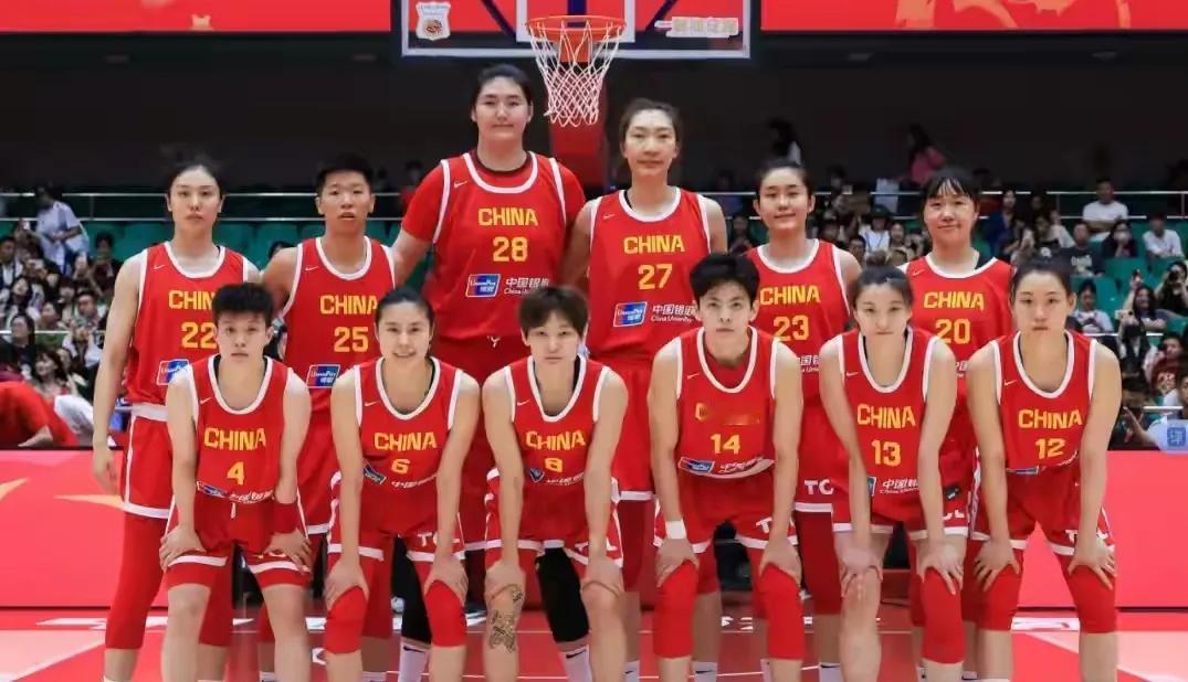 中国女篮对决日本！李梦接班人霸气表态，宫鲁鸣忍痛割爱盛赞一人杨淑宇永远成不了中国