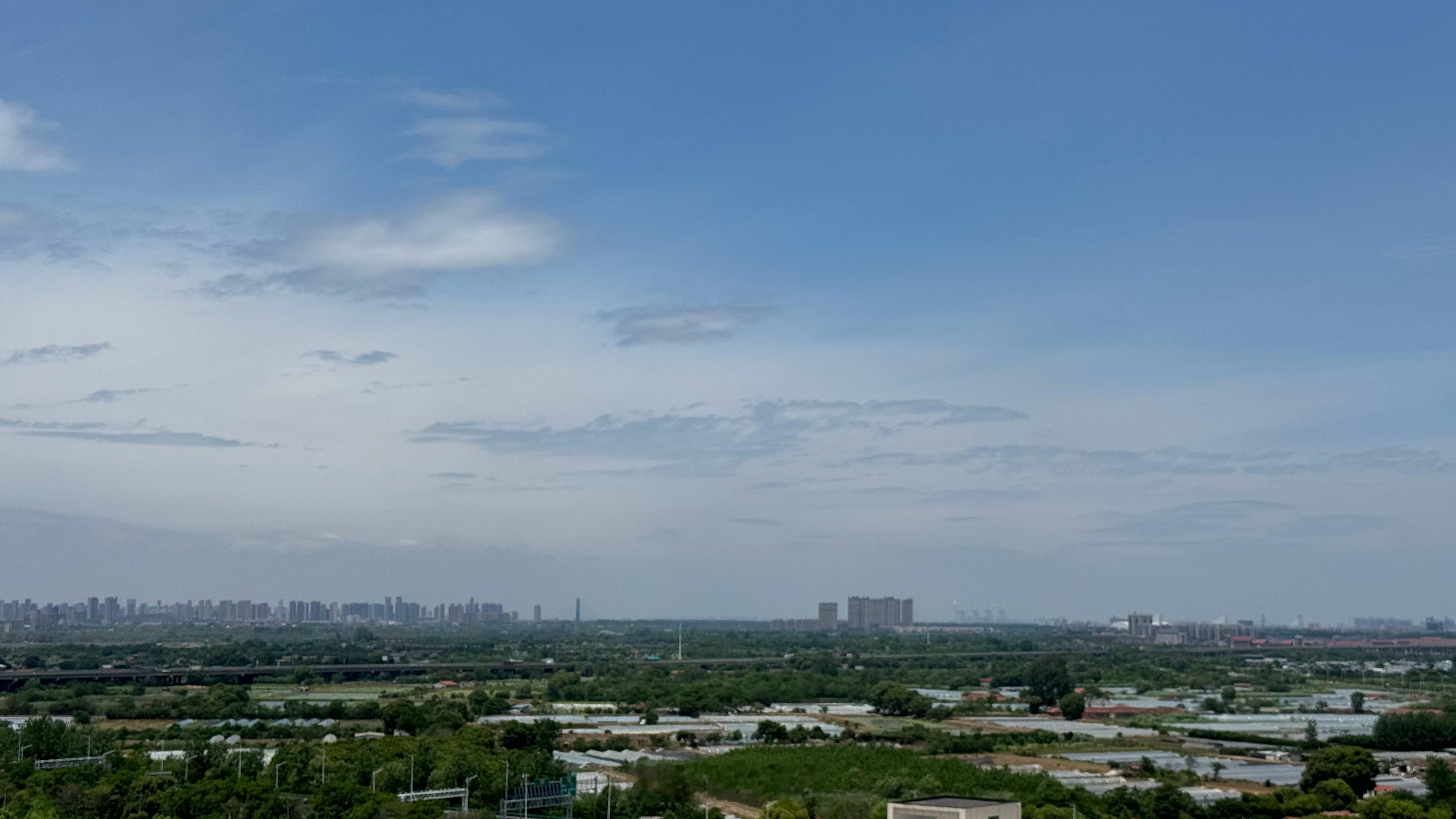 说好下雨的呢？去新农吃碗面一身汗。干饭人慢生活生活哲学家