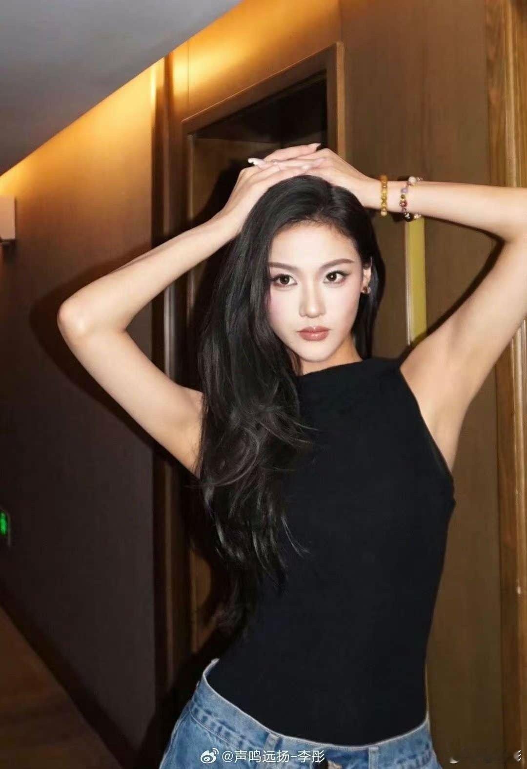 音综选手没有雌竞只有欣赏 声鸣远扬 女孩子们太绝了！各有千秋还互相欣赏，认真聆听