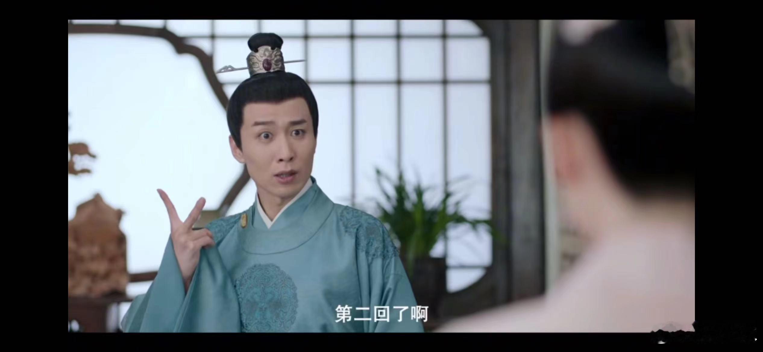 #张弛的喜剧不像演的# 这演起喜剧来确实是能够轻松驾驭啊，我都快被张弛给吸引过去