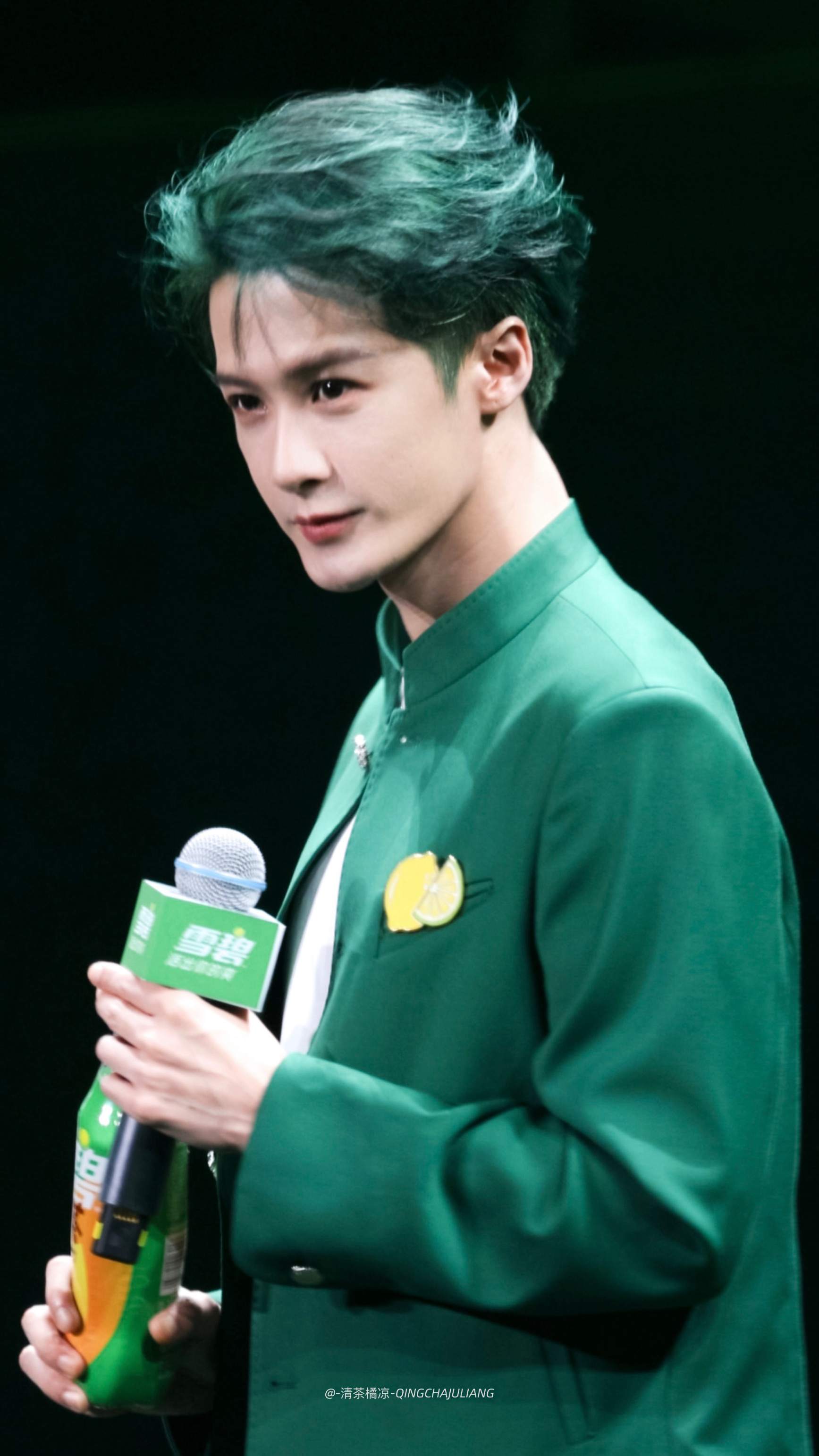 -好明媚啊. 