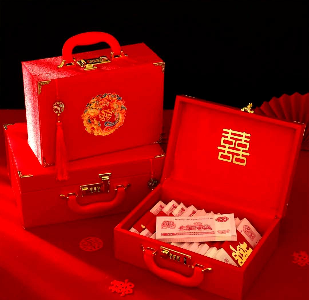 有代表建议彩礼不超过6万元！

彩礼问题确实需要降下来了。现在动辄几十万的彩礼，