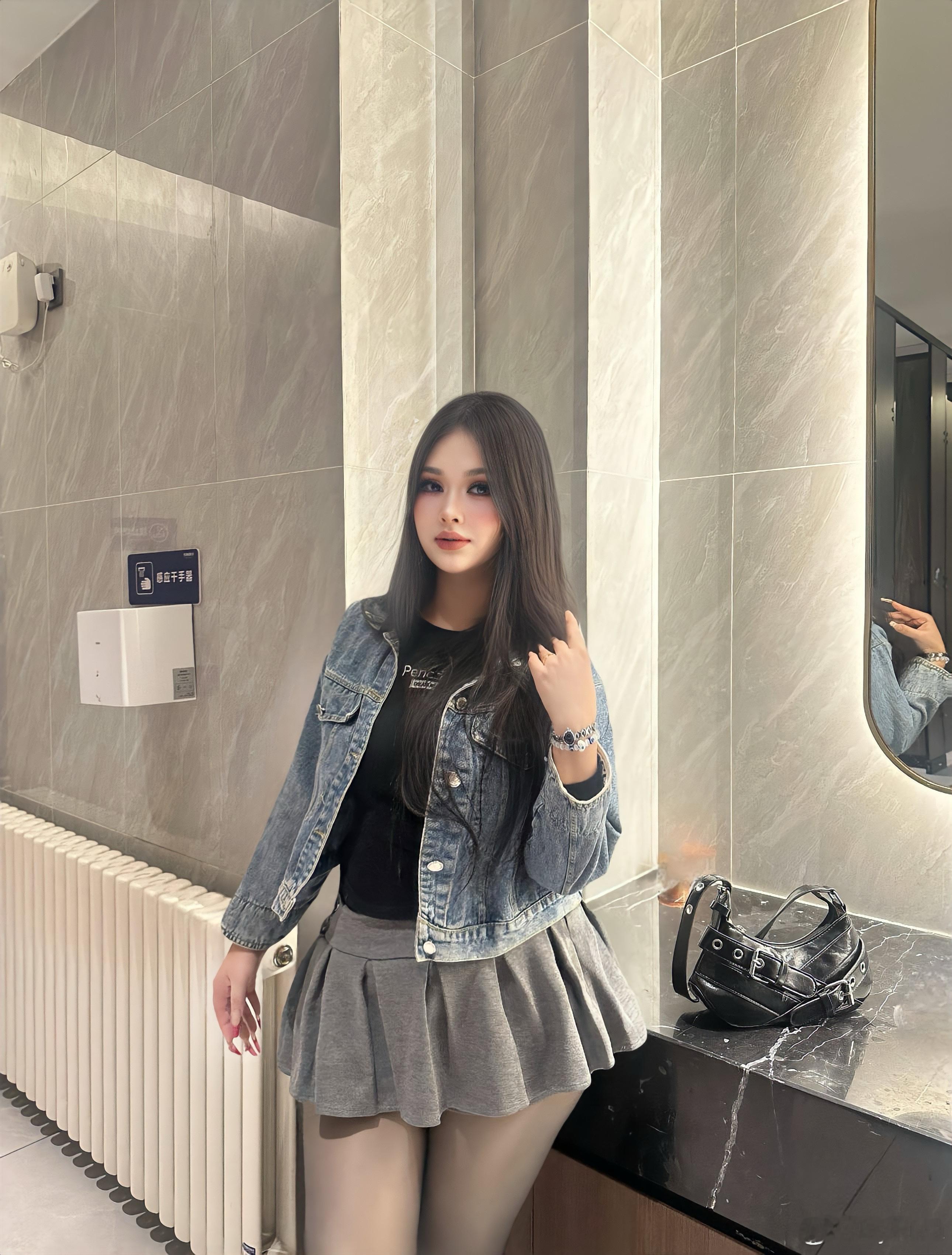缺两张 ​​​