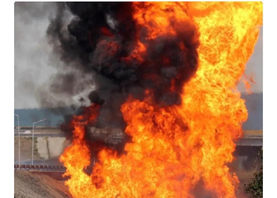 俄罗斯这反击太漂亮了！两枚导弹精准命中培训大厅，150名美军专家全覆灭。美国还嘴