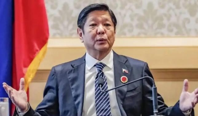 登船扣人！黄岩岛新规直接动真格

2026年8月6号，菲律宾海岸警卫队那艘44米