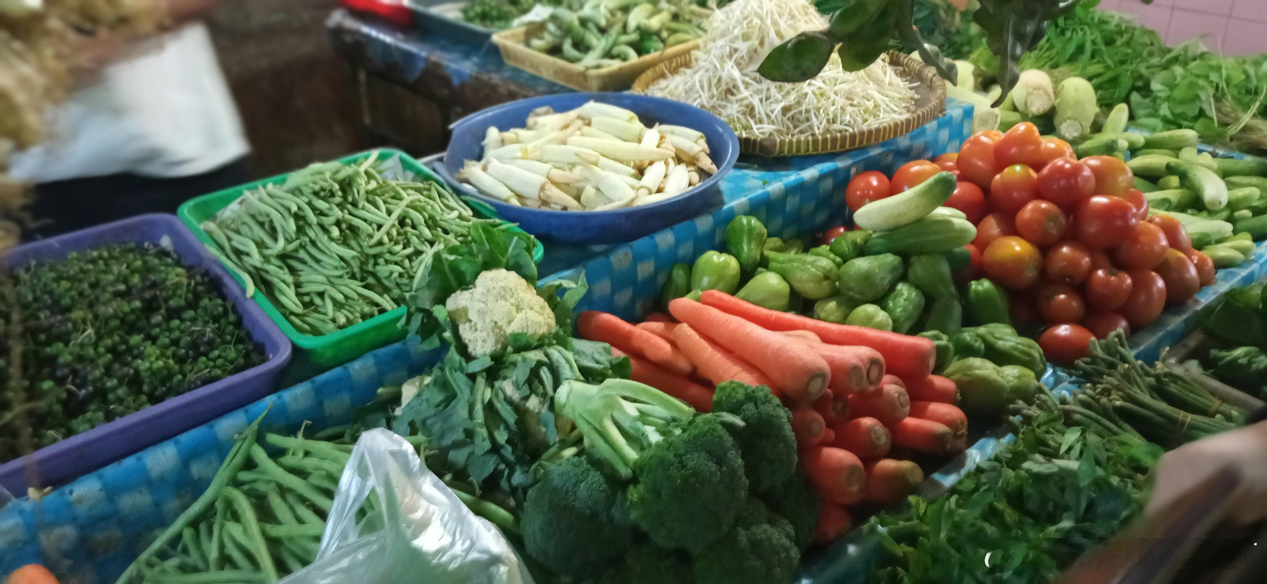 每年的6月15日是健康素食日，现在有越来越多的人开始追求素食文化，体验素食生活。