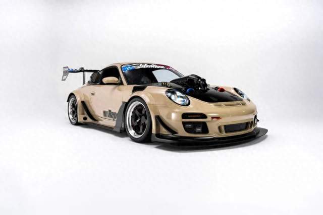 911车头塞入1200匹大V8？硬把保时捷玩成前置后驱