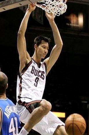 NBA选秀模板这事儿，有时候离谱到能让球迷笑掉大牙！

史蒂芬森当年选秀模板居然