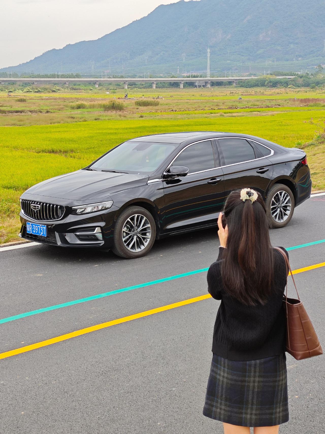 开星瑞真的拉不到副驾吗？坐我副驾呗 今年带你回家过年吃走地鸡和腊肉！星瑞 吉利汽