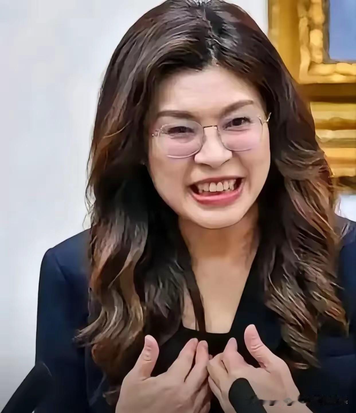 郑丽文这话说得挺有意思，“没有国民党，就没有台积电”。

好家伙，这一下直接把台