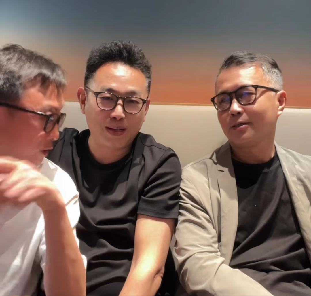 什么是成功？沈巍经常这样去反思问题，他试图摆脱世俗的约束，可又遗憾自己没有获得世