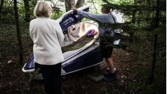 “安乐死是个大骗局？”瑞士的安乐死服务声称，患者只要躺进自杀舱，按下一个按钮，就