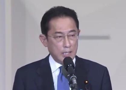很多人以为，高市早苗的强硬是在配合美国围堵中国。错了！真相是，她正在把日本变成亚