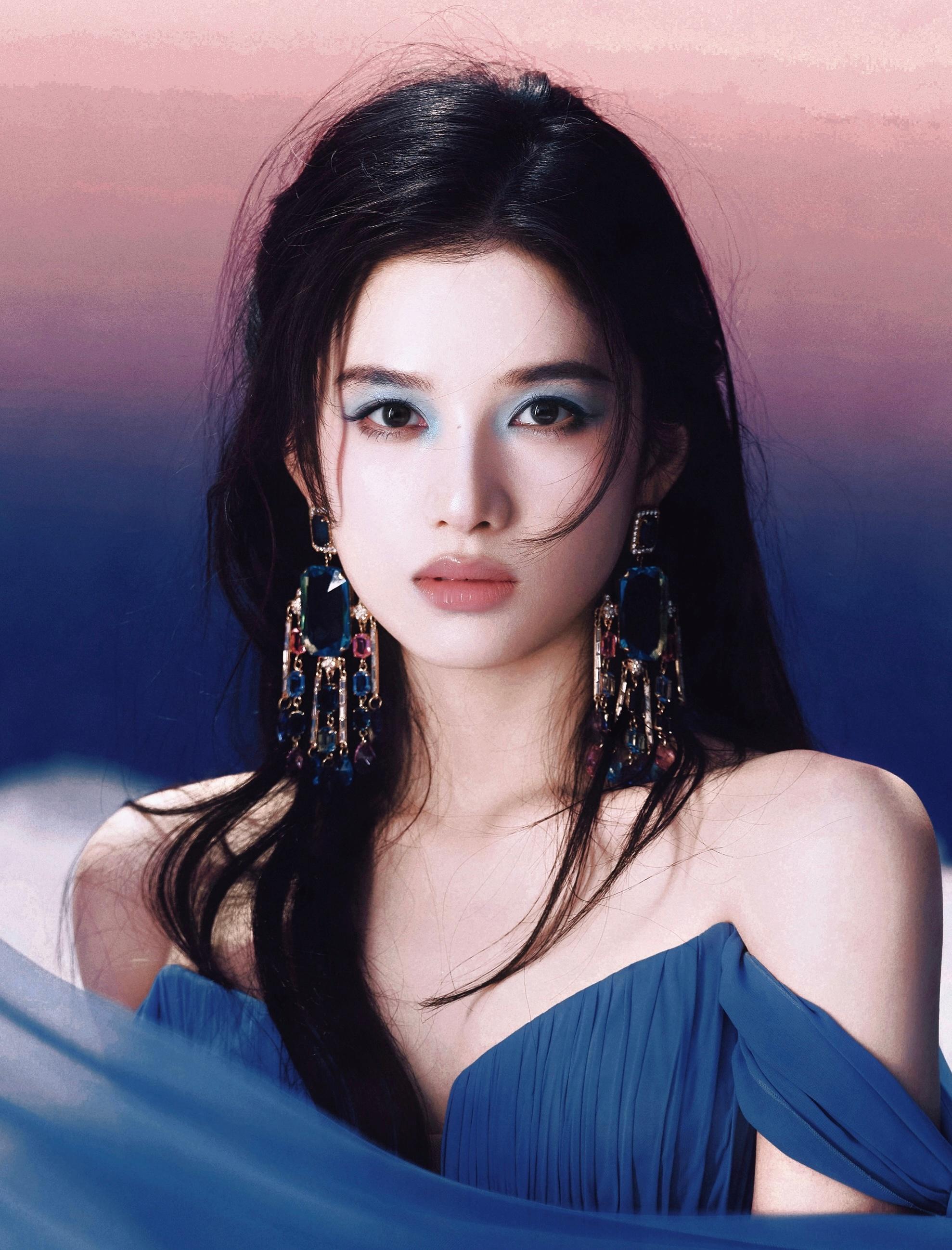 张婧仪是海神的女儿  