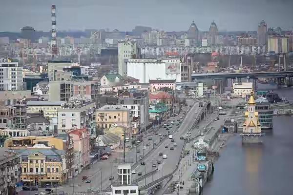 【立竿见影基辅电厂遭打击 】
乌克兰国家电力公司当地时间12月23日晚宣布，受俄