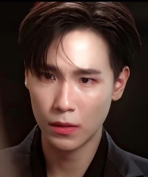 GMM事件后，粉丝让不要上升艺人，可是艺人都点赞站队了，态度明确。 