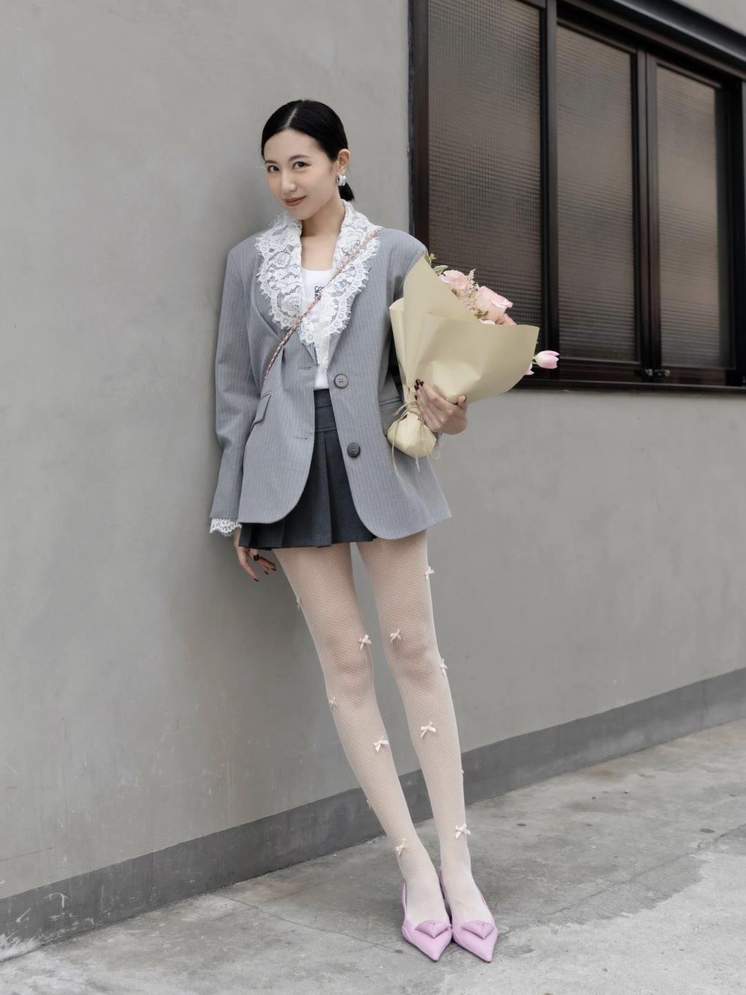 你认为你心中的美女是谁呢