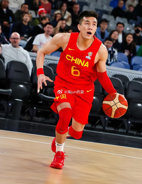 一大早起来看到郭艾伦前交叉韧带断裂的消息，感觉很难受。这几年艾伦伤病不断，大腿肌