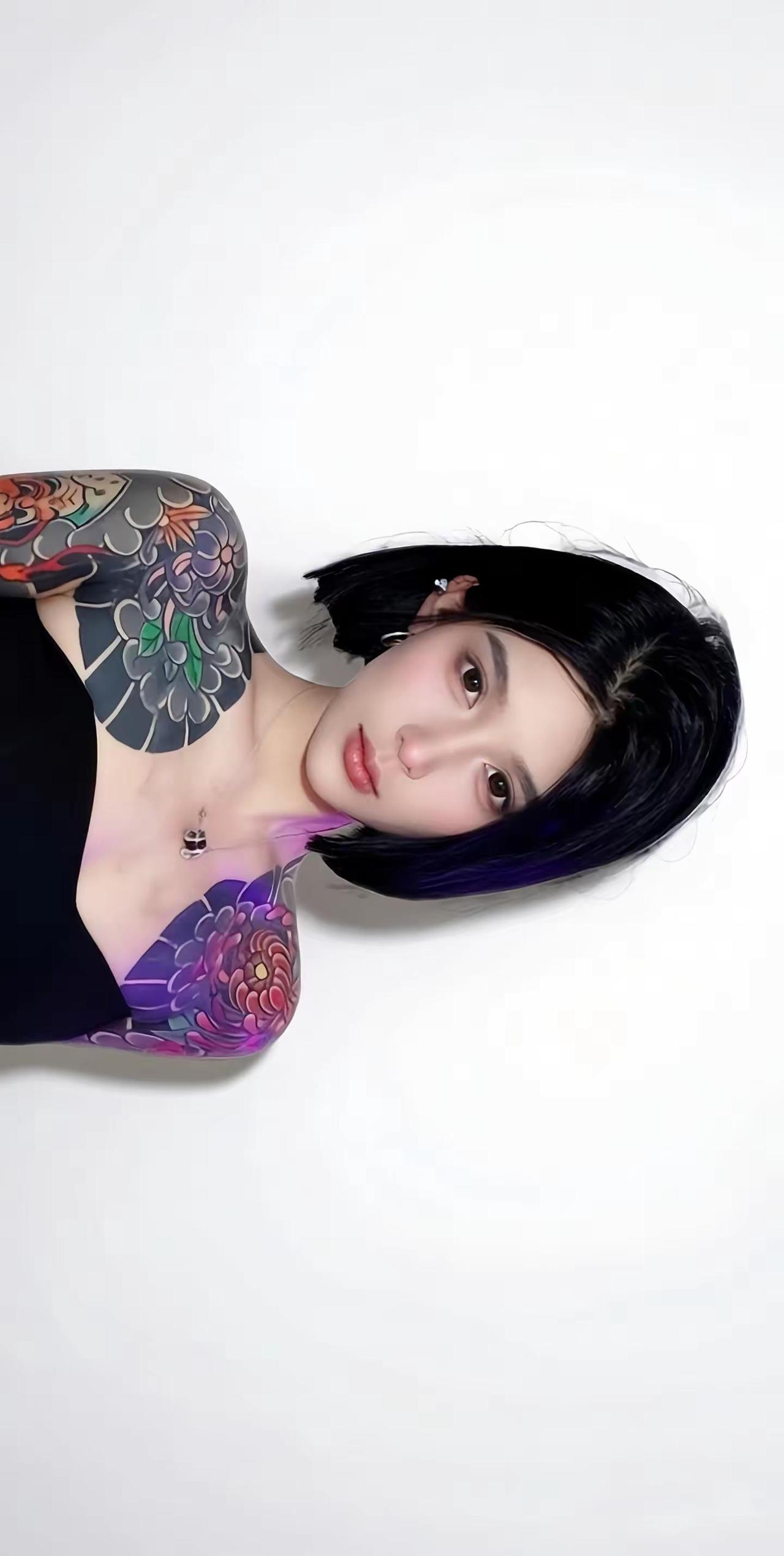 你说因为我爱上短发短发女孩