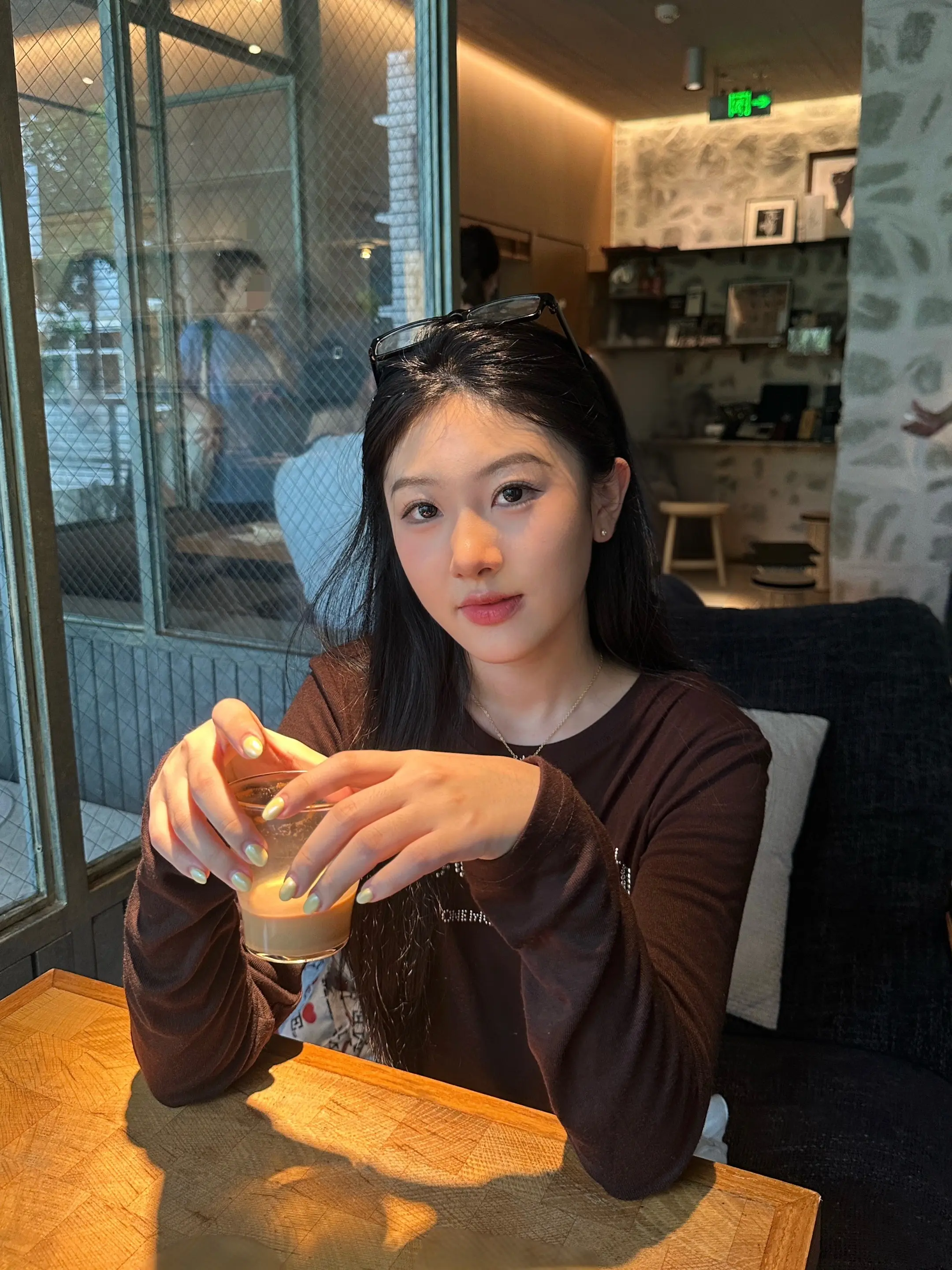 不用夸我漂亮了 说点我不知道的。