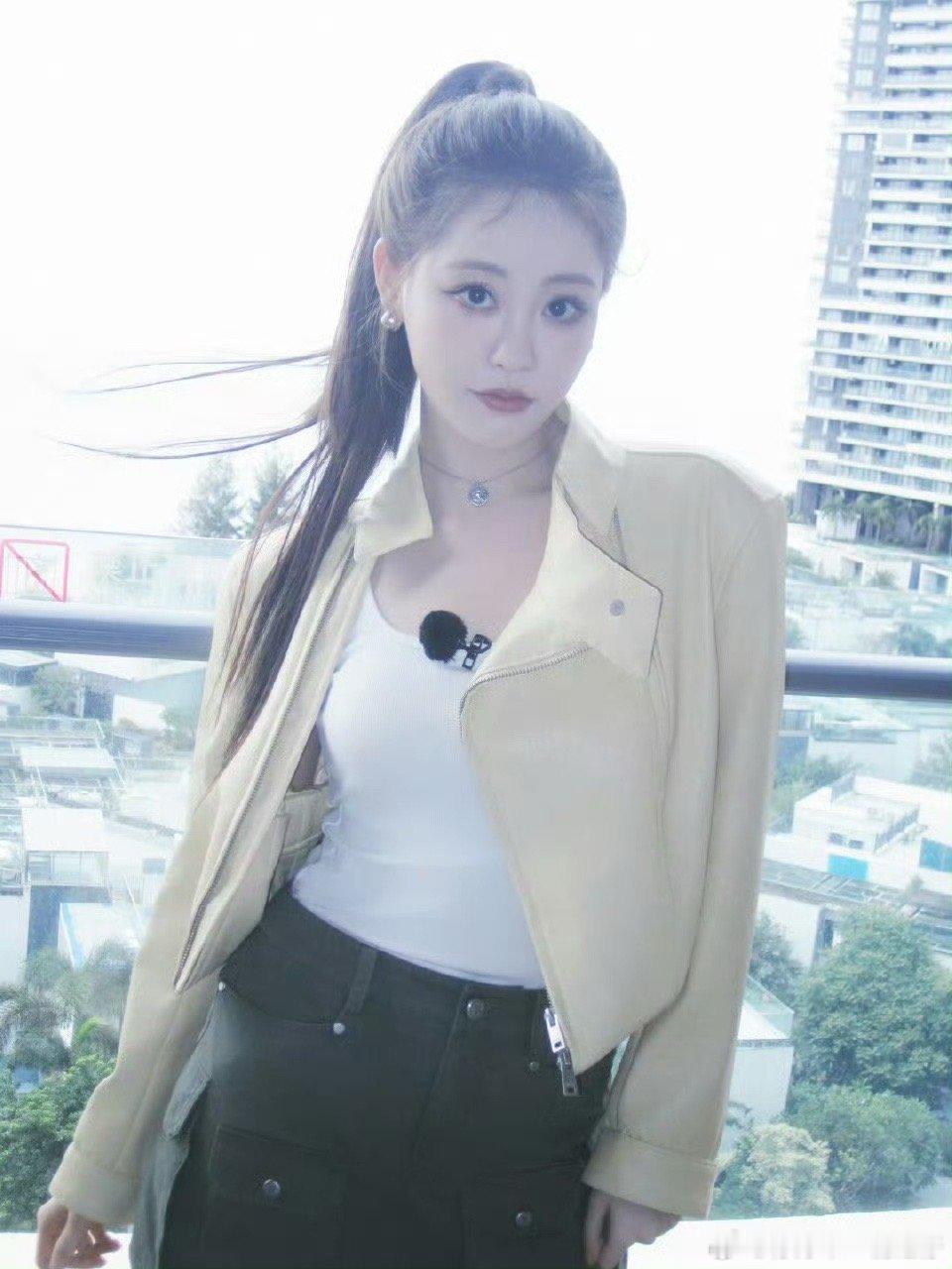 祝绪丹破碎美人 浪姐告别夜的落泪瞬间太戳心！嘴笨不擅表达、怕遗忘相处点滴，可那些