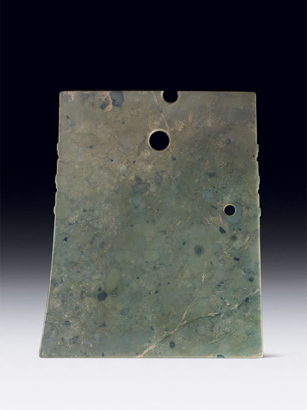 Ben Janssens行代理的一件新石器时期的钻孔大玉戚, 长22.3 cm,