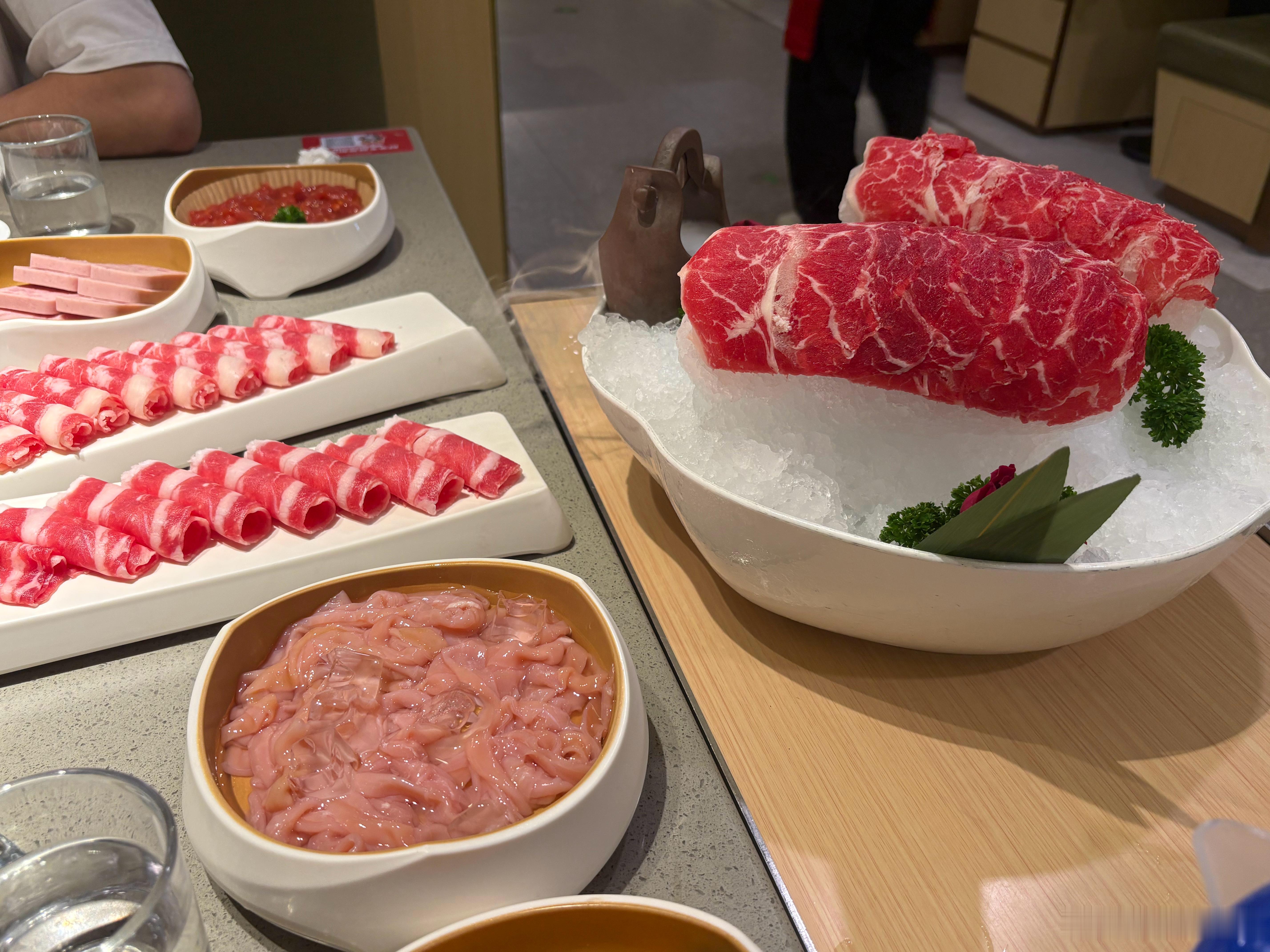 江秋灬 之前去吃的海底捞 