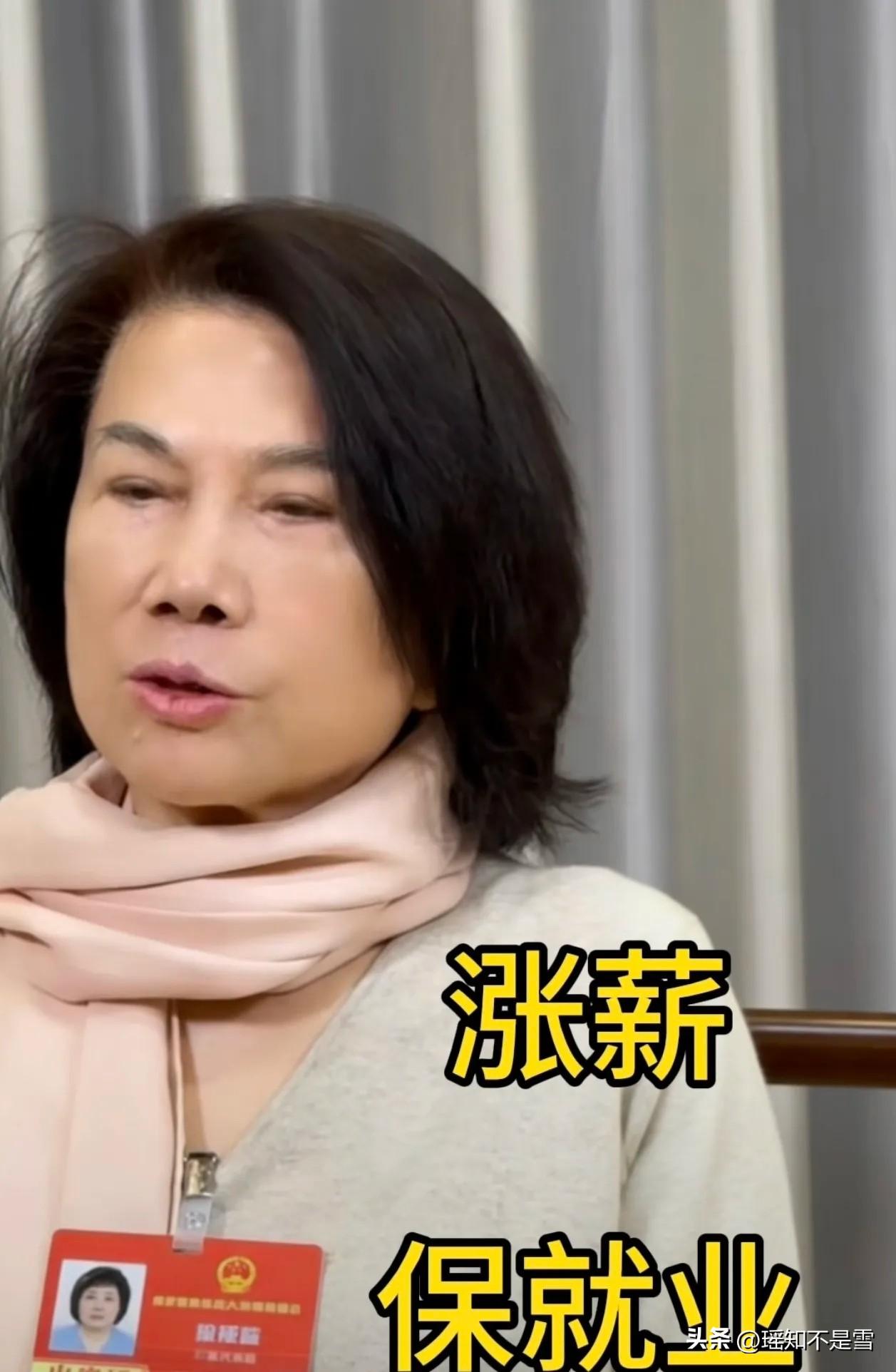 促进消费口号喊的震天响，大家口袋里没有钱，如何消费，全国人大代表董明珠，董大姐：