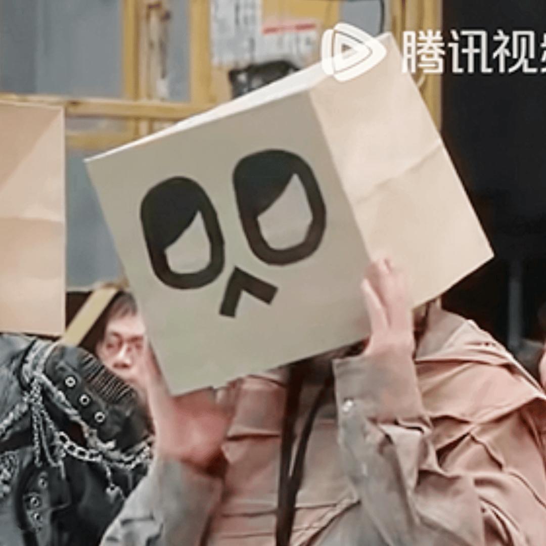 哎呀嘛呀，老天爷求求啦，别再下雨啦，再下我就要发芽长霉啦～～ 