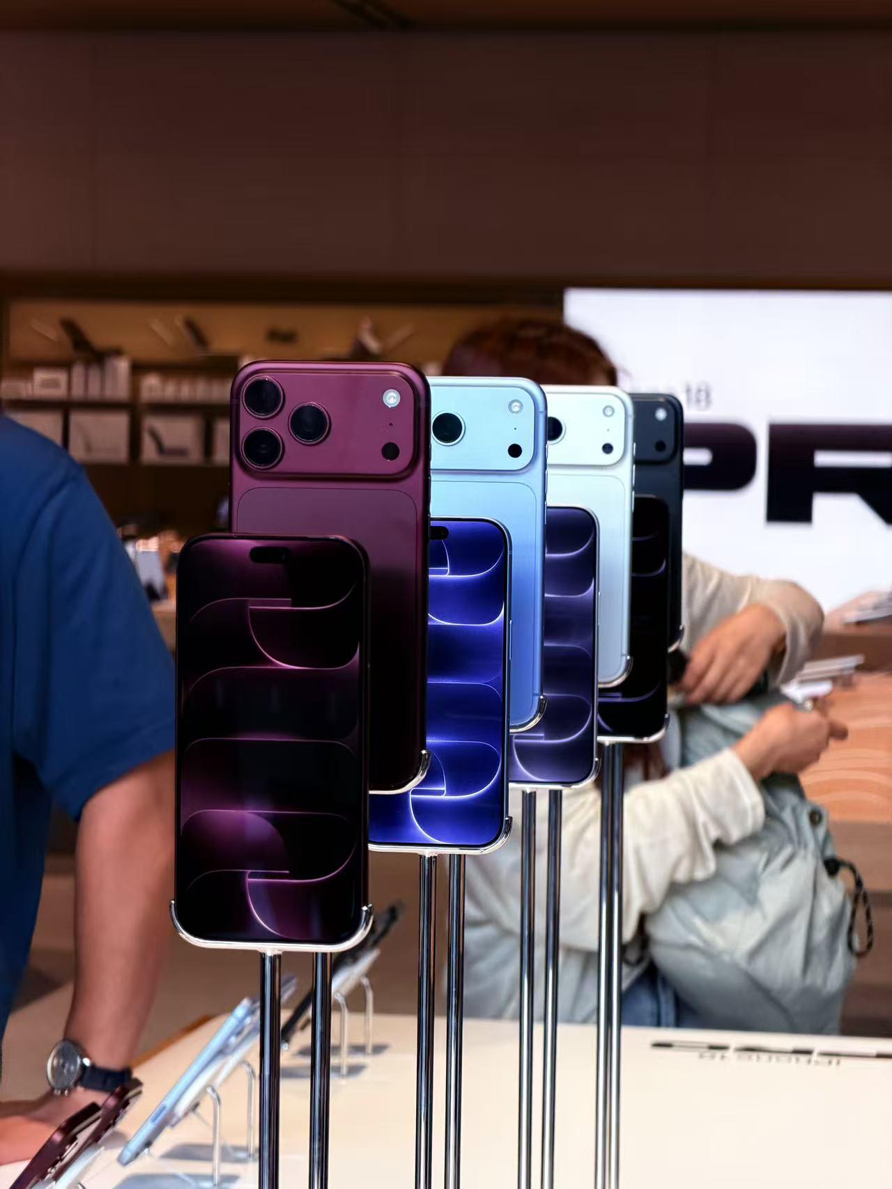一如既往的好！iPhone18 iPhone