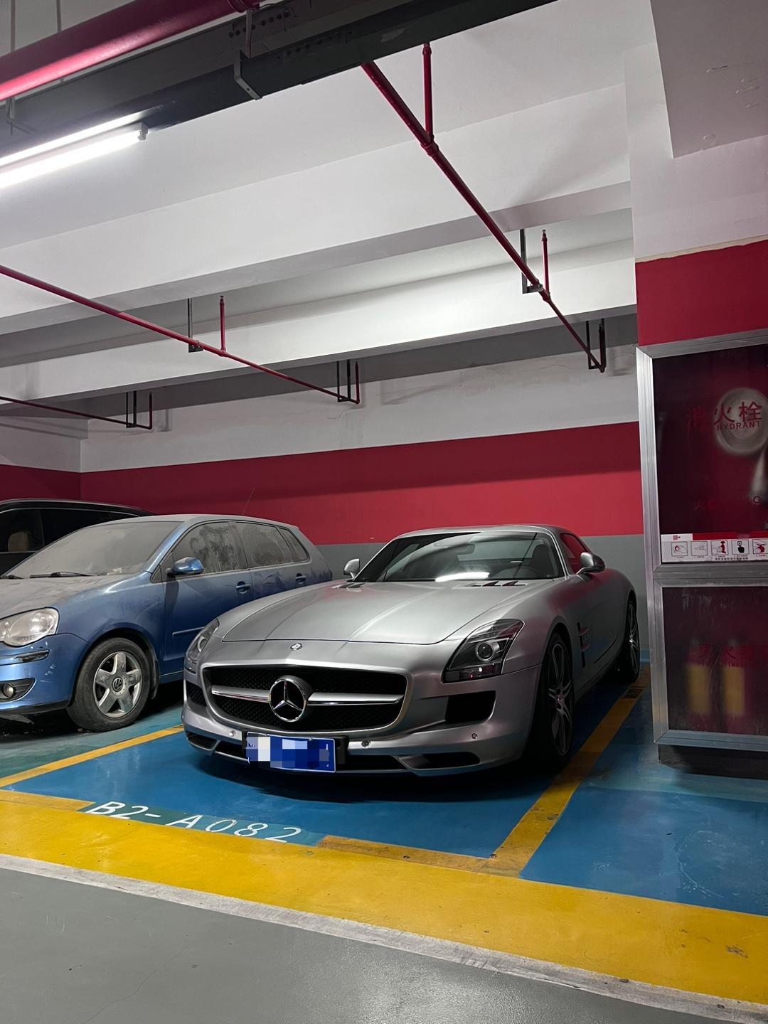 随手拍 SLS AMG、M3、GTI #汽场全开# ​​​