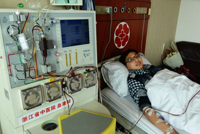 2025年12月，浙江省中医院黄主任发文谴责一起投诉事件。有患者晚上10点多打电