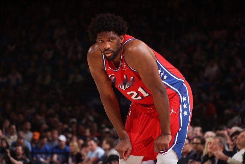 近日，前NBA球员埃迪-约翰逊在节目《SiriusXM NBA Radio》中谈