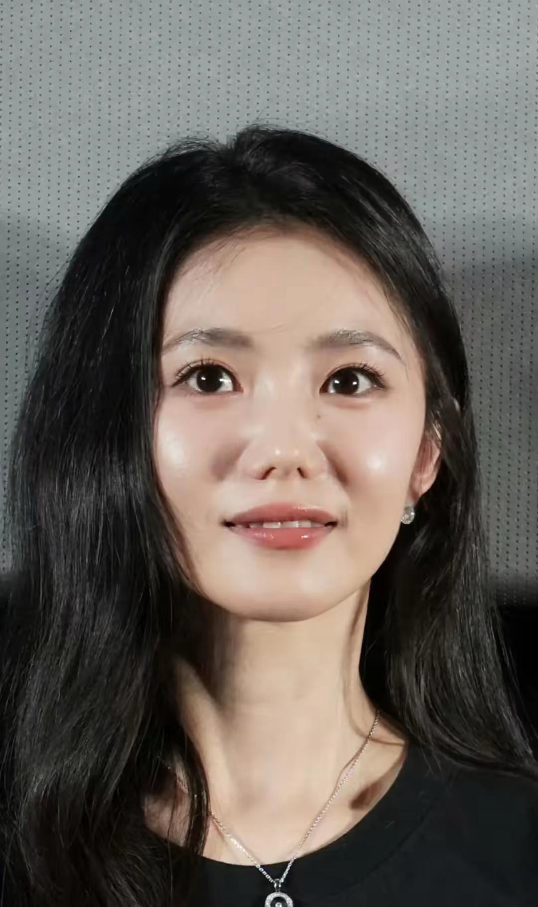 很好奇这种鼻子怎么挖鼻孔？