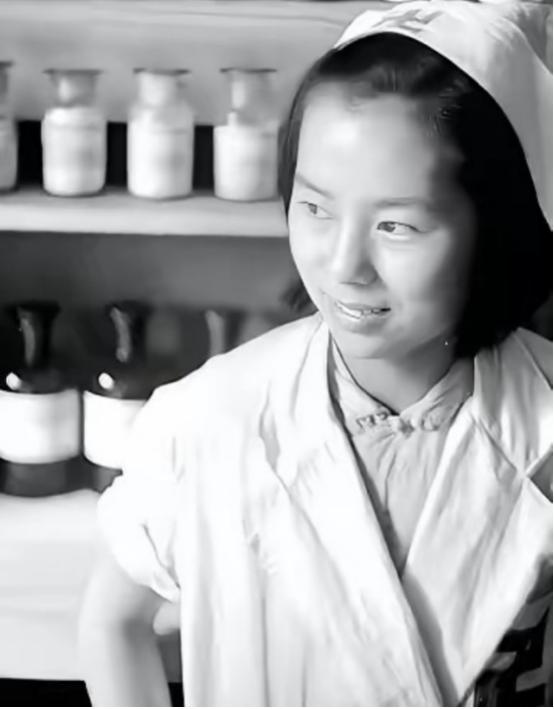 想不到！汕头一个女护士两次救下陈赓，二十多年后他回头找恩人，全城却无人知其下落。