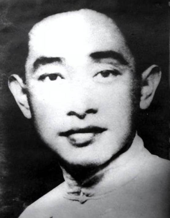 1928年，共产党员梅大栋被捕，敌人为了羞辱他，故意把他和偷牛贼关在一起，谁知偷