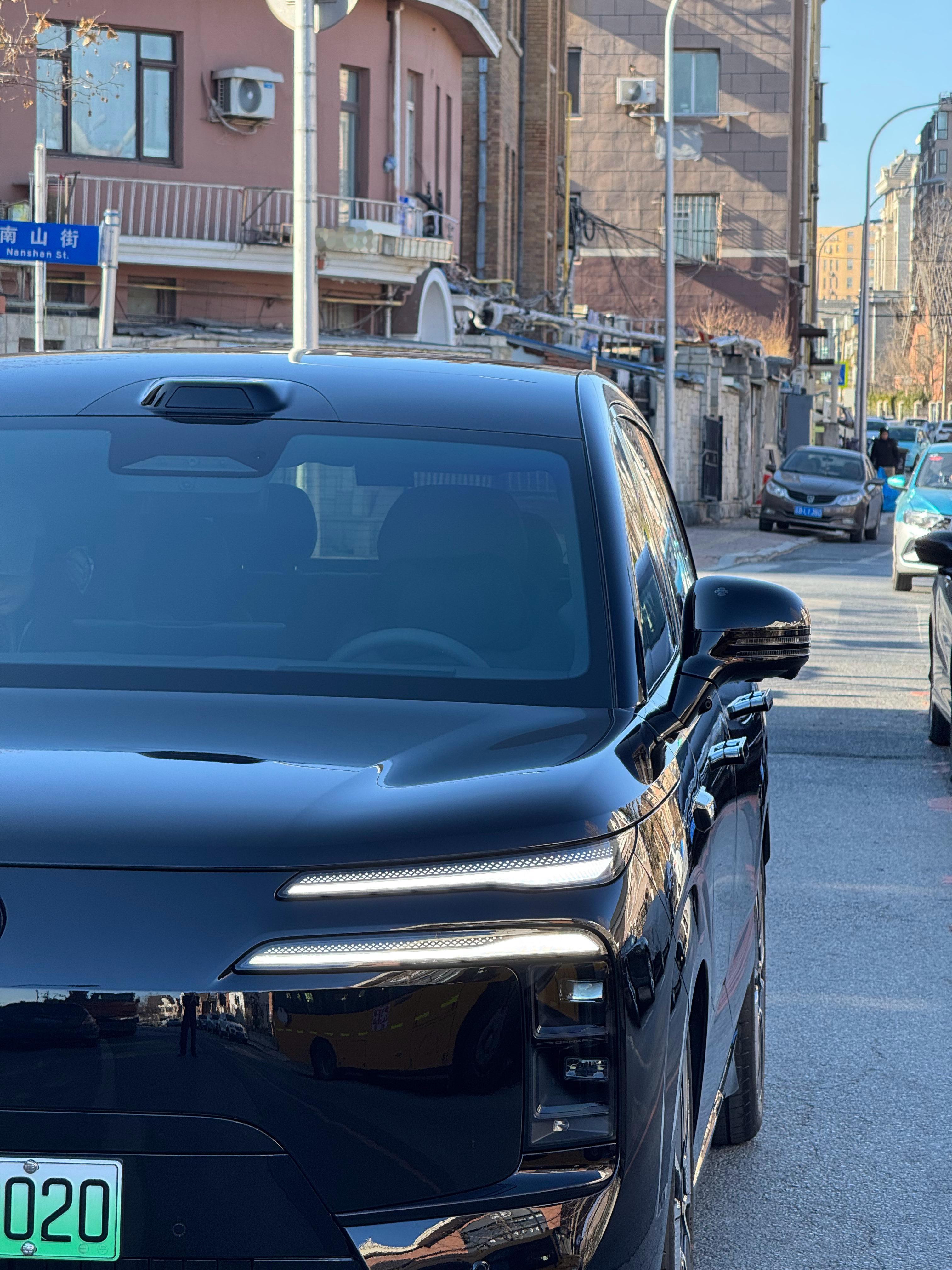 后轮转向对城区还是挺重要的每次开腾势，都会觉得从从容容游刃有余在意机械素质的可以