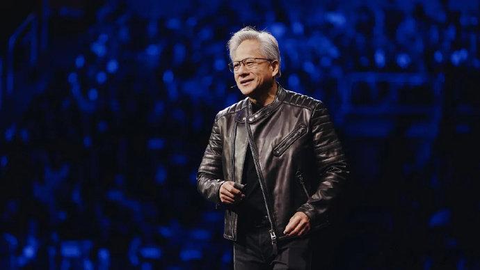 【英伟达 CEO 黄仁勋称AI消灭的是任务非工作】7 月 28 日消息，英伟达 