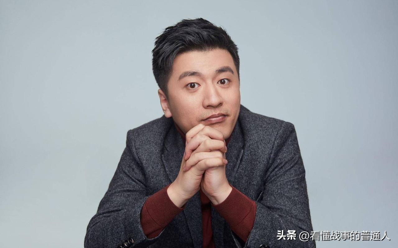 张雪峰在直播间拍案而起，直接切断了寒门子弟投向新闻系的念想！谁也没料到，三年前的