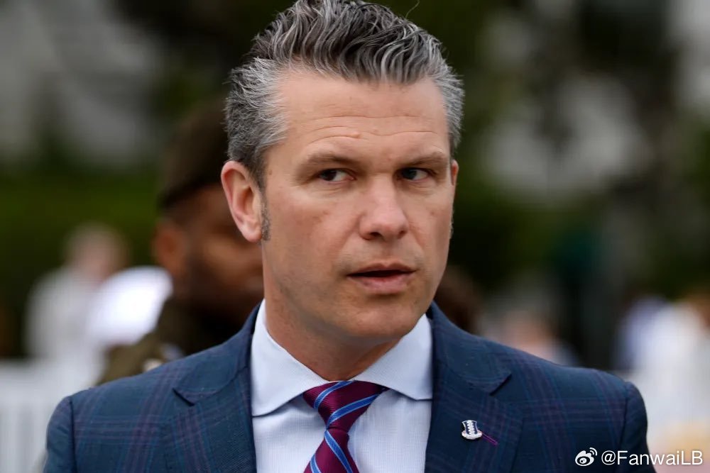 美媒，小排长目前是多线作战，又要打卫队，还要防美国特朗普总统炒鱿鱼，同时还要把小